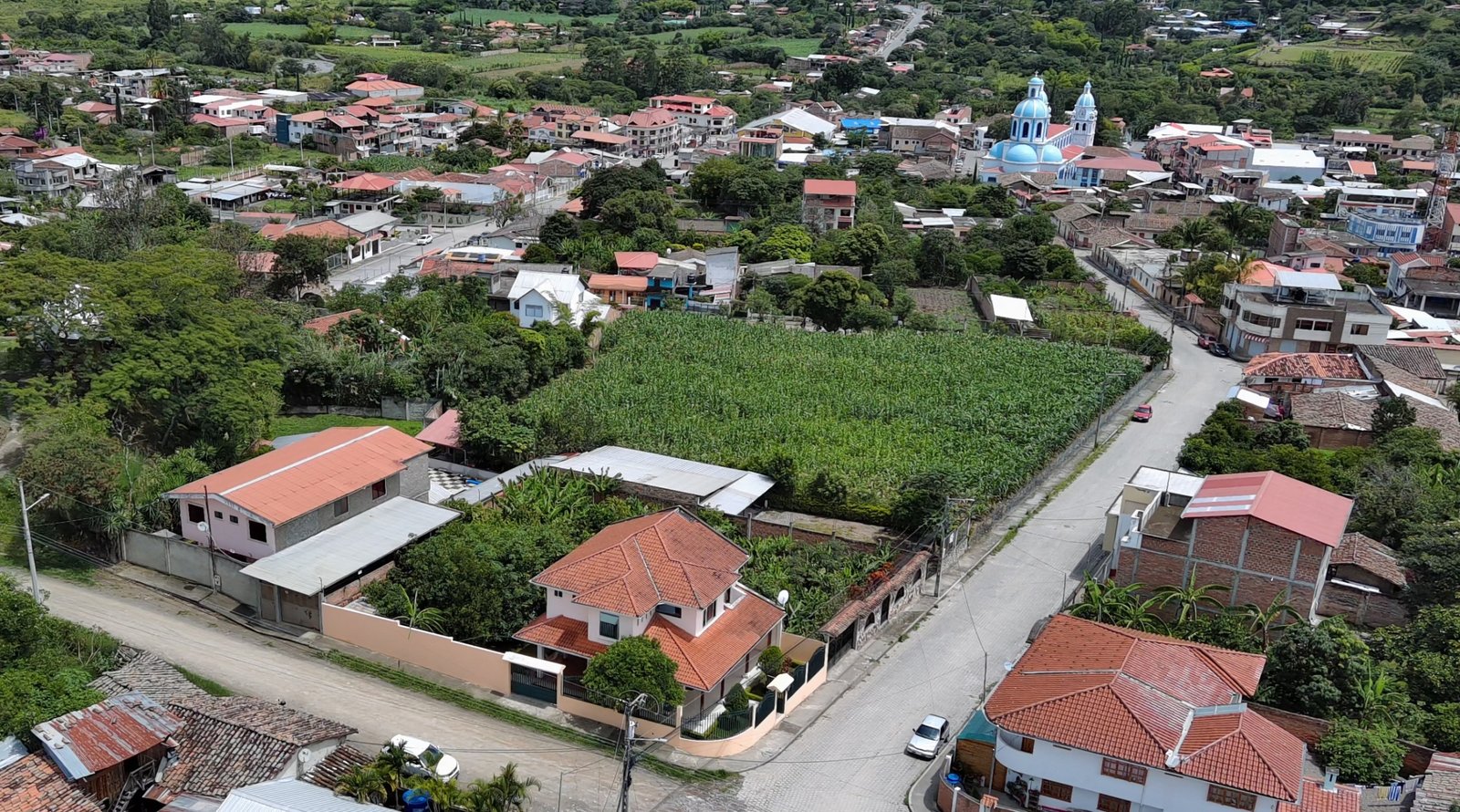 view to church Villa de Montaña Llave en Mano en Malacatos